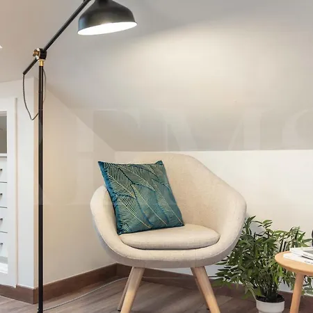 Apartment Lovely Duplex With Private Parking Near Center By Rems Malaga